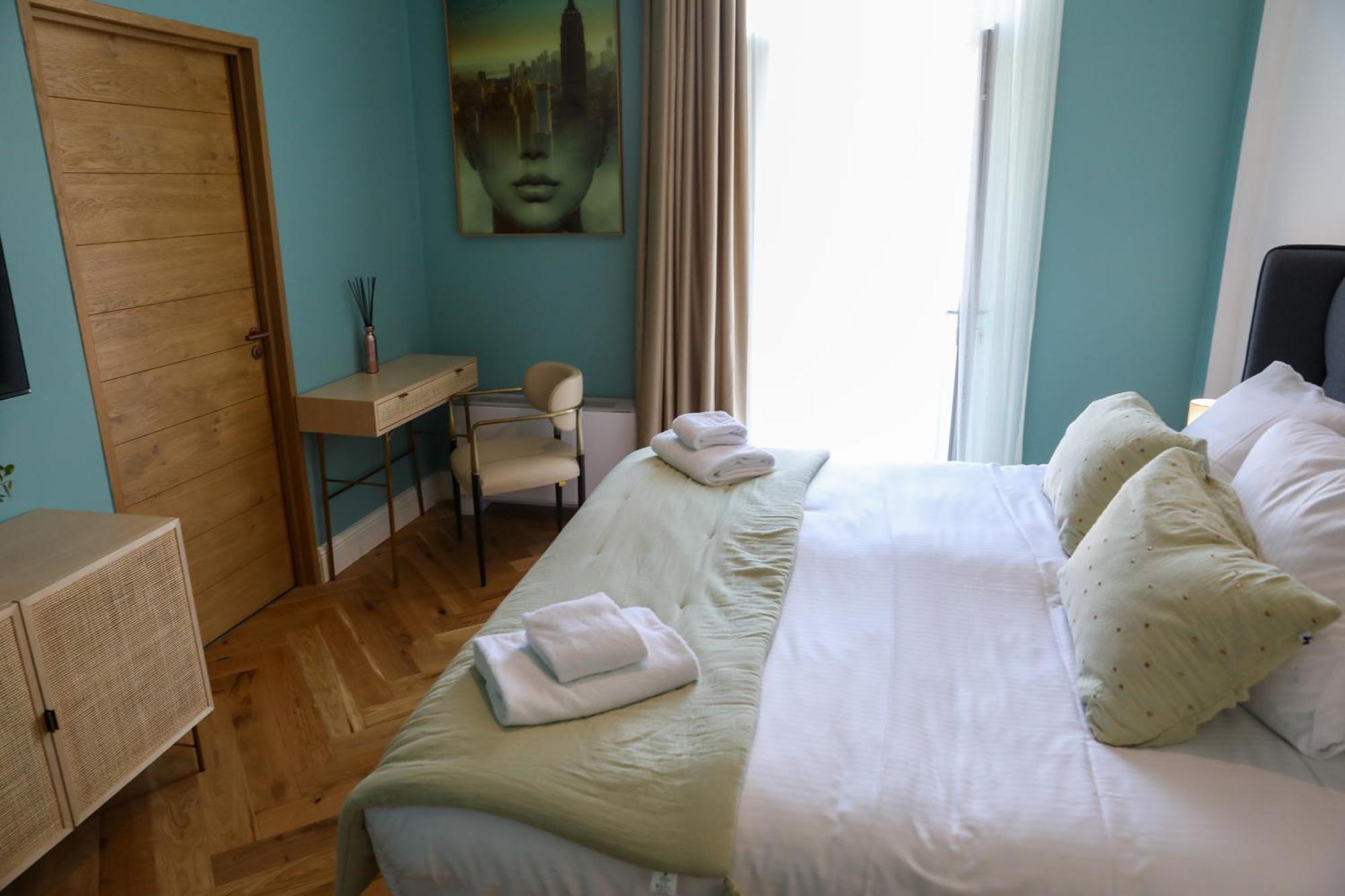 Sequoias Golf & Ressort Hotel Ruy-Montceau ภายนอก รูปภาพ