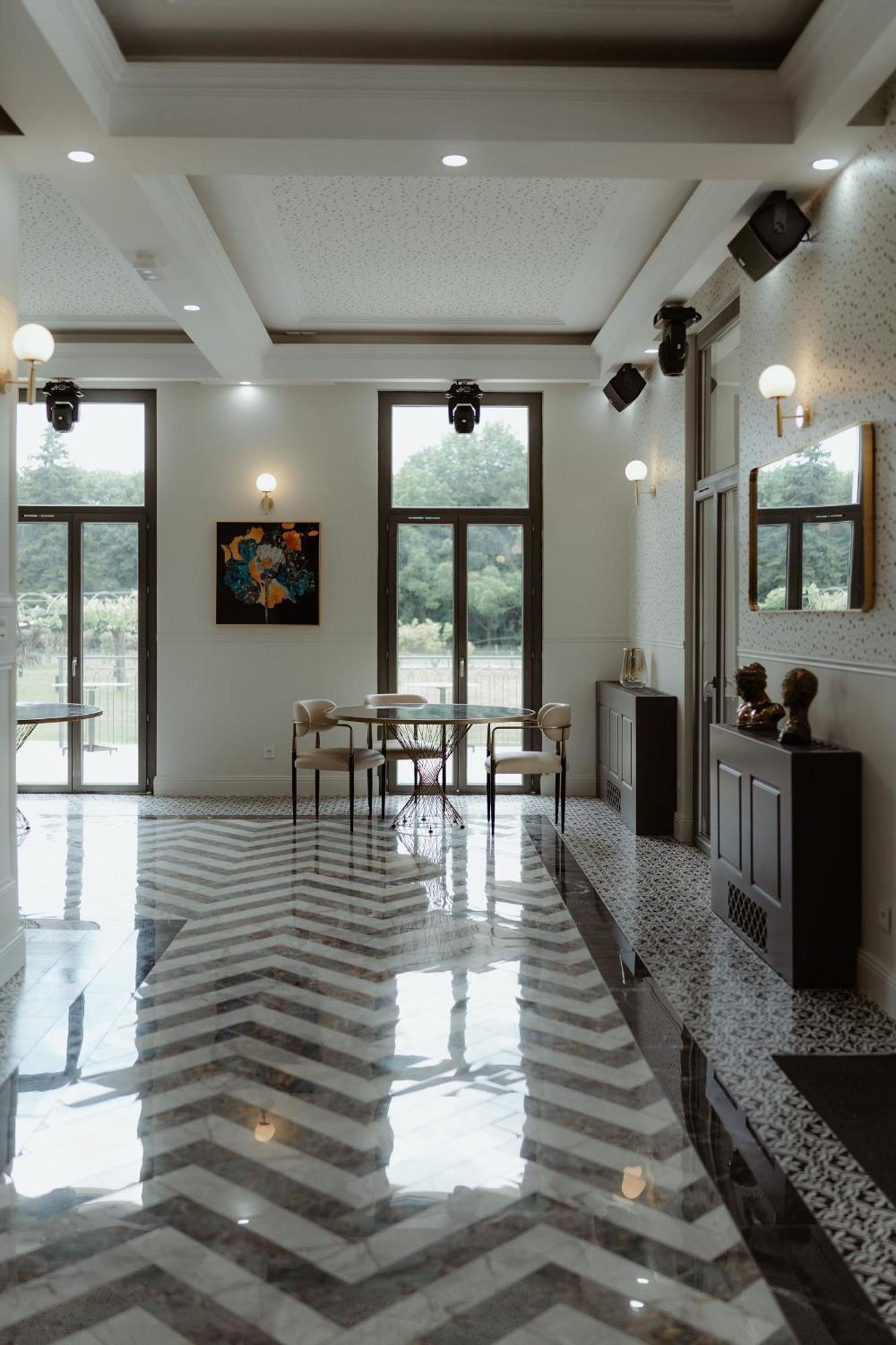 Sequoias Golf & Ressort Hotel Ruy-Montceau ภายนอก รูปภาพ