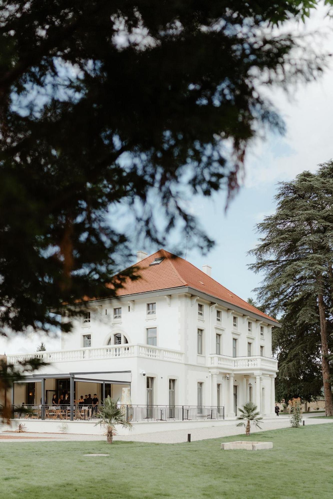 Sequoias Golf & Ressort Hotel Ruy-Montceau ภายนอก รูปภาพ